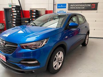 Opel Grandland X 1.5 diesel Ecotec Start&Stop Busi