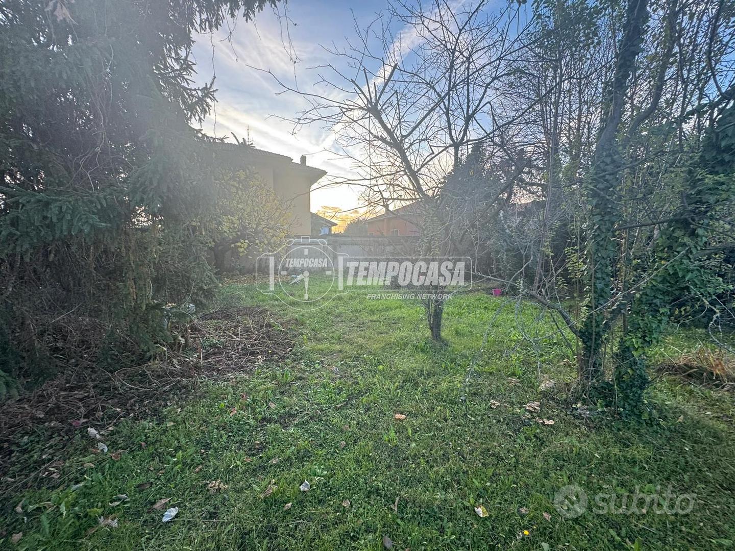 Terreno residenziale a Carate Brianza - Vista 3