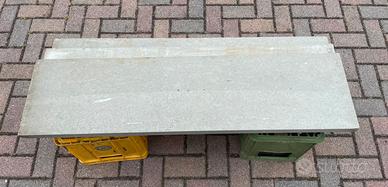Davanzale / Soglia in cemento grigio 115x30x3,5 cm