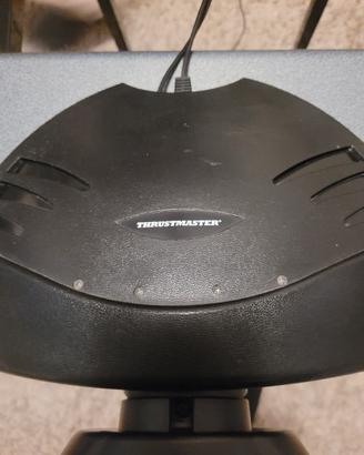 volante thrustmaster 