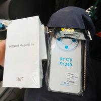 Honor magic 8 lite nuovo+cuffie 