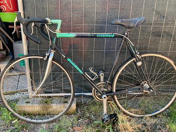 Bicicletta  biamchi vintqge