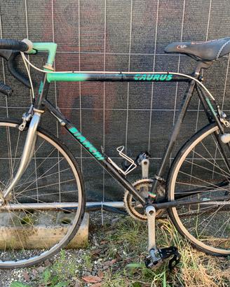 Bicicletta  biamchi vintqge