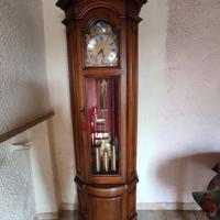 Orologio a pendolo a colonna 