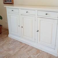 credenza di legno