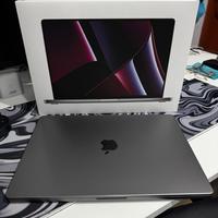 MacBook Pro 16" M2 Pro