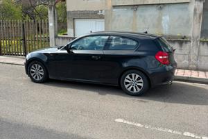 BMW SERIE 1 E81 123d FUTURA