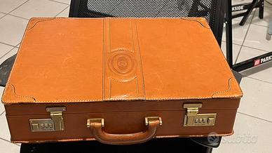 Valigetta 24ore pelle fiore Pollini