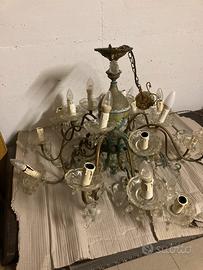 Grande lampadario a gocce decorato ottone e rame