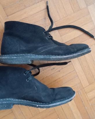 Scarpe nere simil Clarcks