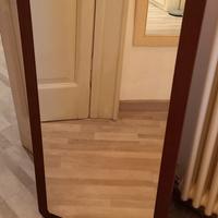 Specchio con cornice  marrone