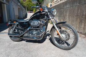 Moto Harley Davidson Sportster 1200 XL Custom