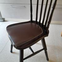 4 Sedie hold America