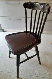 4 Sedie hold America