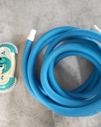 Scopa e tubo piscina 10 metri