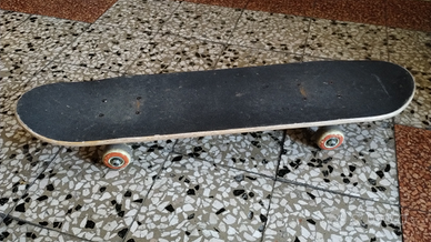 Skateboard Oxelo e Ringo Roll