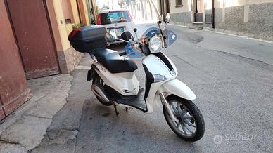 piaggio liberty 125 