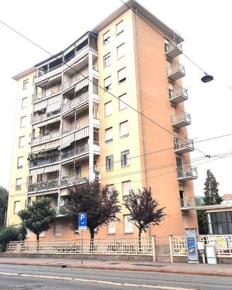4 LOCALI A TORINO