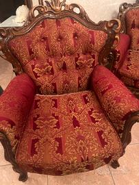 Divano , 2 poltrone,6 sedie e tavolo, dell’anno 87