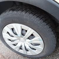 Quattro Cerchi completi di copricerchi diametro 16