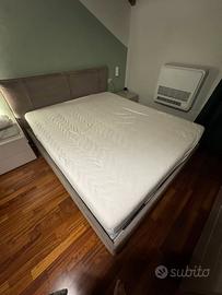 Letto Matrimoniale + Comò e comodini