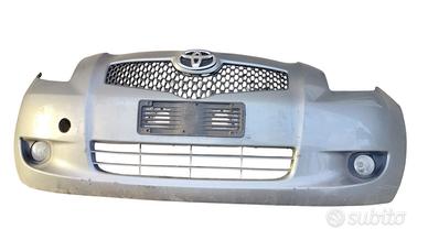 PARAURTI ANTERIORE COMPLETO TOYOTA Yaris Serie 521
