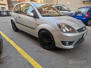 Cerchi lega + gomme estive Ford Fiesta 