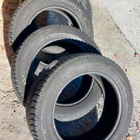 4 pneumatici invernali Michelin 205/55 R16