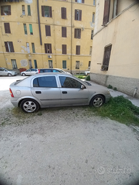 Opel ASTRA 1.4 16v LEGGERE BENE