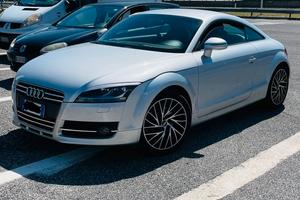 Audi tt mk2 2.0 tfsi
