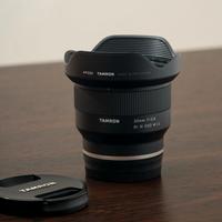 Obiettivo Tamron 20mm f/2.8 Sony – Pari al Nuovo!