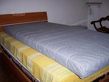 Materasso letto articolato tipo ospedale