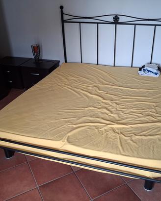 Letto matrimoniale