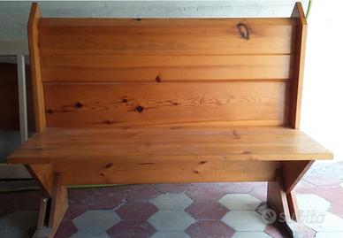 Panca di legno per taverna o portico