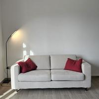 Coppia Divani come Nuovi: Divano letto + Due posti