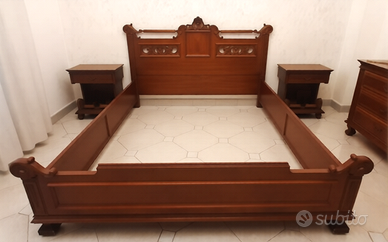 Camera da letto in stile classico