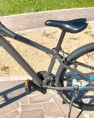 Mtb st 100 taglia S ruote 27.5