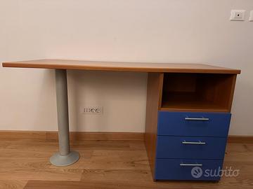 Una scrivania