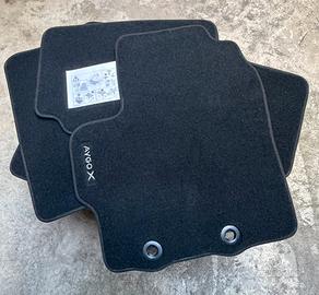Tappetini nuovi Aygo X