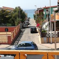 Casa vacanze a 100 mt dalla spiaggia ( IUN Q1710)