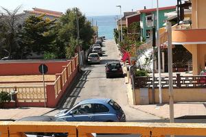 Casa vacanze a 100 mt dalla spiaggia ( IUN Q1710)