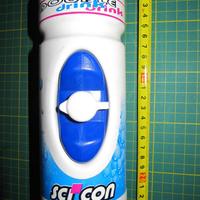 Borraccia bici con rinforzo.