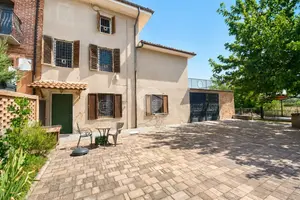 CASA SEMINDIPENDENTE A TONCO