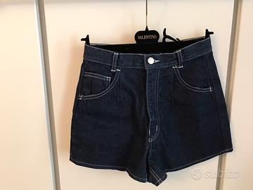 Pantaloncini jeans corti