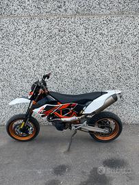 Ktm 690 smc-r
