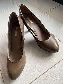 Scarpe Geox con tacco