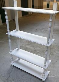 etagere in stile shabby chic 