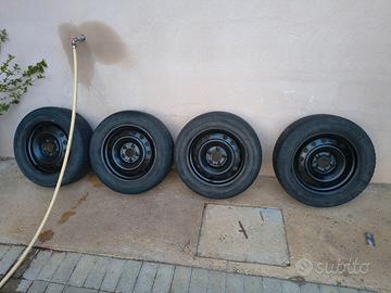 cerchi con pneumatici 205/60 R16 96h