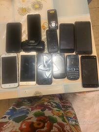 Lotto  Cellulari e Smartphone Vintage Usati