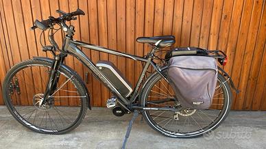 BICI ELETTRICA A PEDALATA ASSISTITA